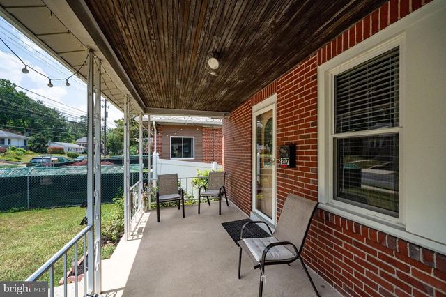 2217 FAIRVIEW AVE, Reading, PA 19606
