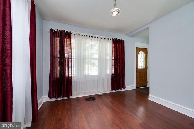 2217 FAIRVIEW AVE, Reading, PA 19606