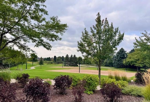 11330 Sand Castle Drive C, Woodbury, MN 55129