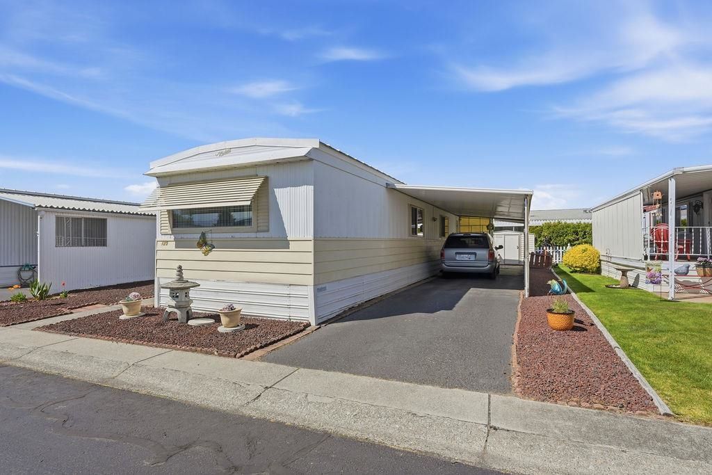 1211 E Lyons Ave, Spokane, WA 99207 photo 2