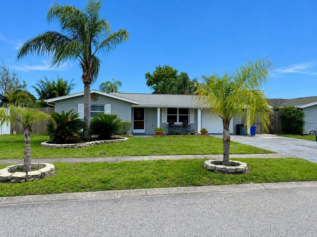 5144 CHIME WAY, Holiday, FL 34690