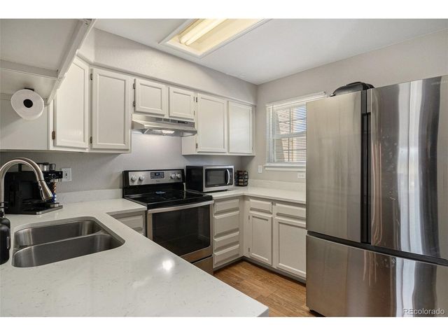 8259 S Fillmore Cir, Centennial, CO 80122