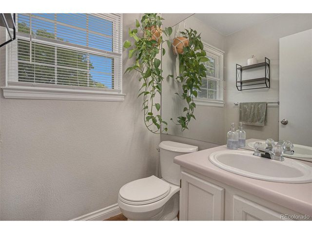 8259 S Fillmore Cir, Centennial, CO 80122