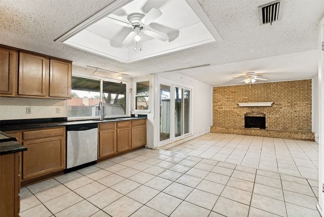 1101 Via Del Rey, Mesquite, TX 75150