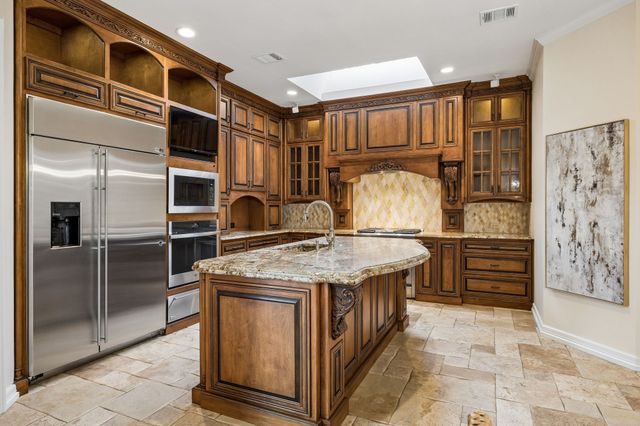 5604 Bent Creek Trail, Dallas, TX 75252