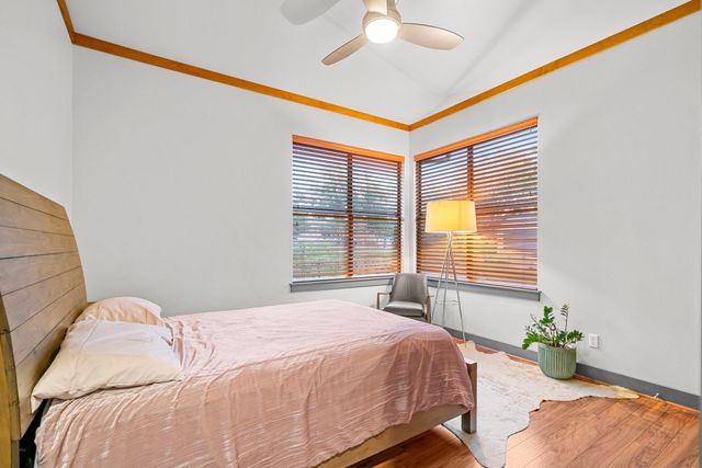 332 Rugged Earth DR, Austin, TX 78737