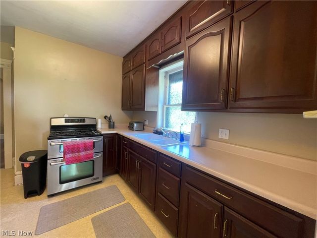 179 Jewett Street, Akron, OH 44305