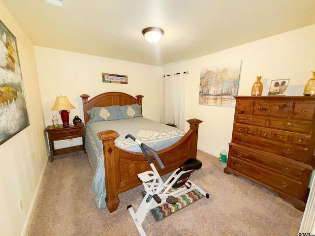 201 Reynolds Street, Pittsburg, TX 75686