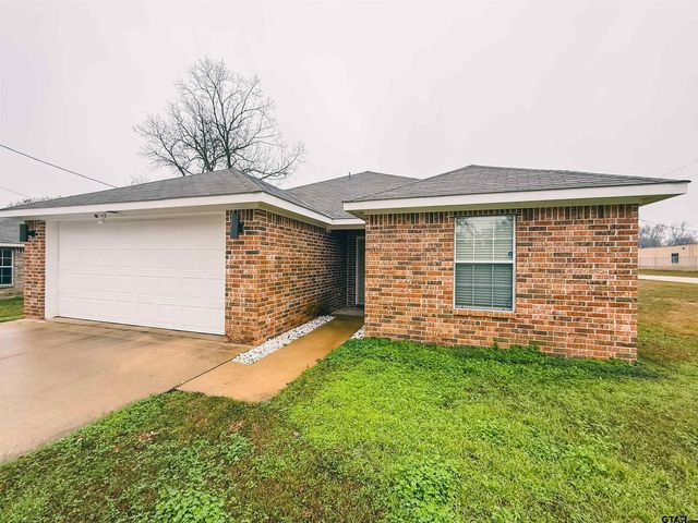 201 Reynolds Street, Pittsburg, TX 75686