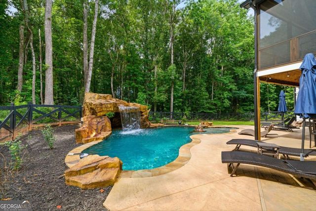 650 Avery Road, Canton, GA 30115