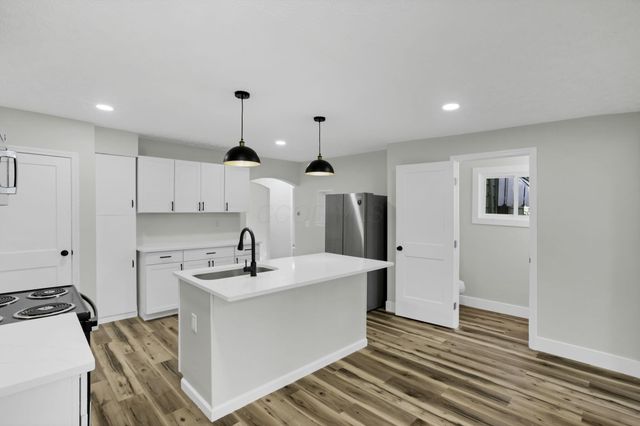 220 N Kellner, Columbus, OH 43209