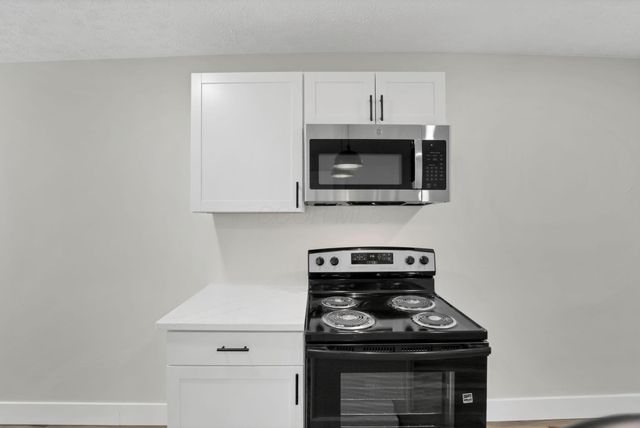 220 N Kellner, Columbus, OH 43209