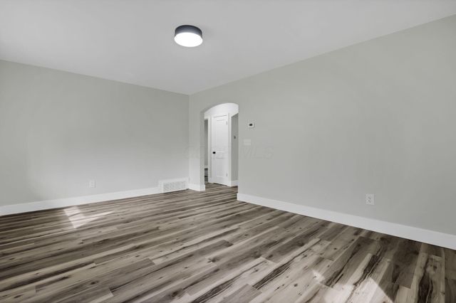 220 N Kellner, Columbus, OH 43209