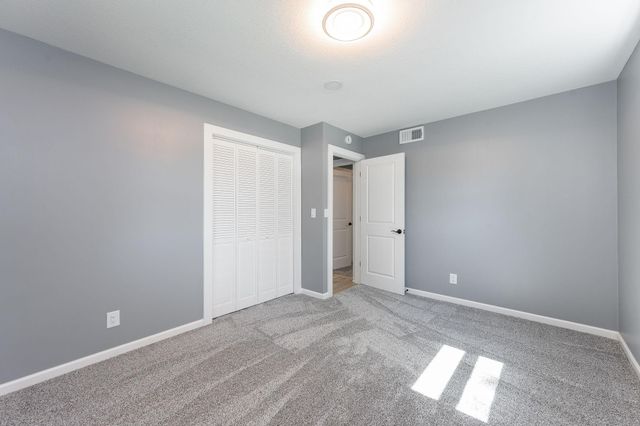 300 Viking Drive, Mankato, MN 56001