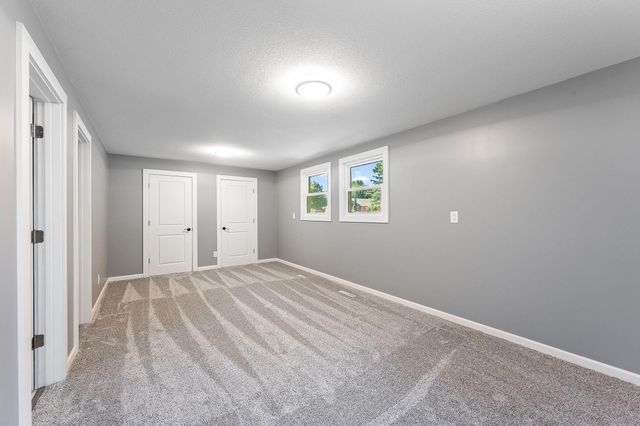 300 Viking Drive, Mankato, MN 56001