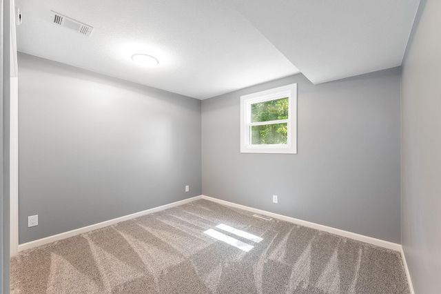 300 Viking Drive, Mankato, MN 56001