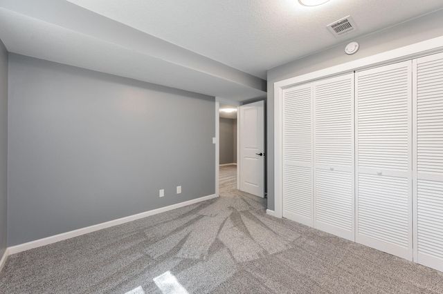 300 Viking Drive, Mankato, MN 56001