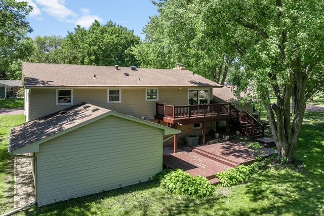 300 Viking Drive, Mankato, MN 56001