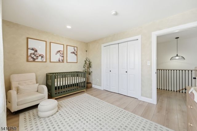 60 Rollins Ave, Clifton City, NJ 07011