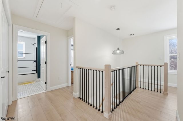 60 Rollins Ave, Clifton City, NJ 07011