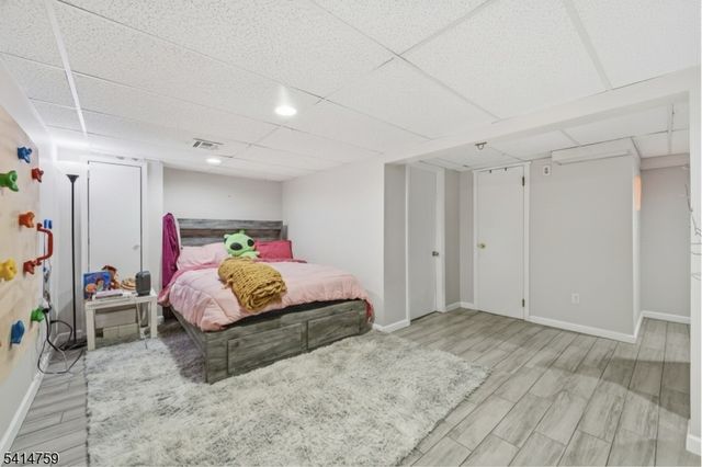 60 Rollins Ave, Clifton City, NJ 07011