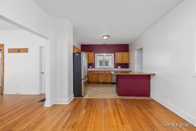 1321 Burton Street, Grand Rapids, MI 49507