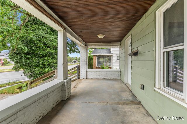1321 Burton Street, Grand Rapids, MI 49507