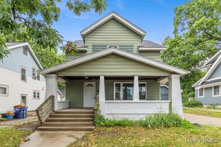 1321 Burton Street, Grand Rapids, MI 49507