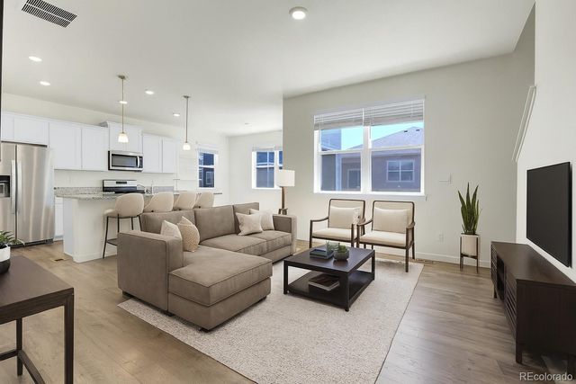 45840 Laceleaf Drive, Bennett, CO 80102