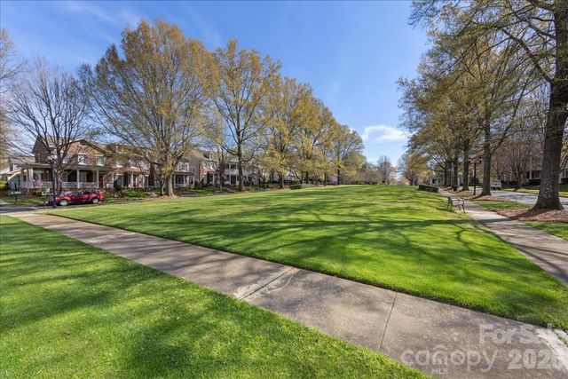 647 District Court, Fort Mill, SC 29708