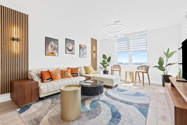 511 SE 5th Ave 1709, Fort Lauderdale, FL 33301