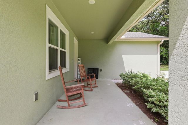 425 SPRING GARDEN AVENUE, De Leon Springs, FL 32130