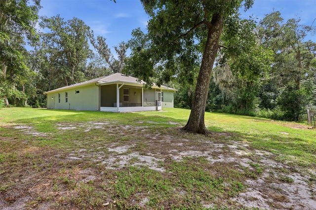 425 SPRING GARDEN AVENUE, De Leon Springs, FL 32130