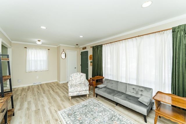 1220 Cascade Street NW, Rochester, MN 55901