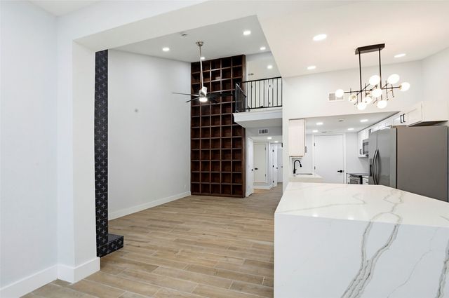 1860 Amber Lane, Carrollton, TX 75007