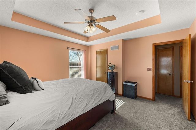 1105 Kent Drive, Belton, MO 64012