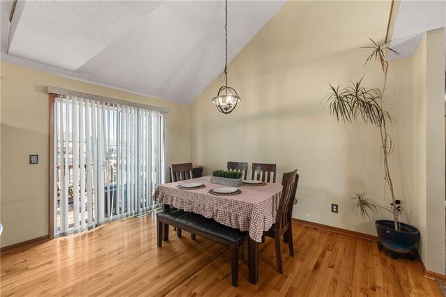 1105 Kent Drive, Belton, MO 64012