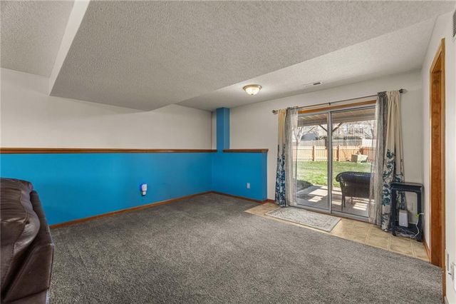 1105 Kent Drive, Belton, MO 64012