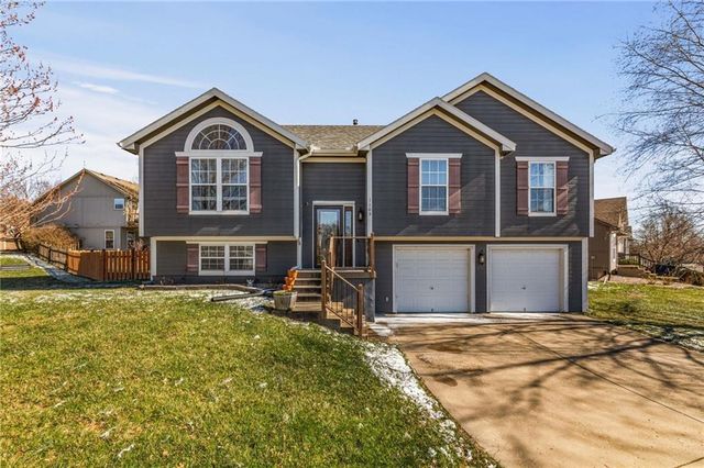 1105 Kent Drive, Belton, MO 64012