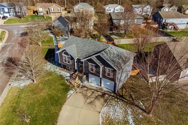 1105 Kent Drive, Belton, MO 64012