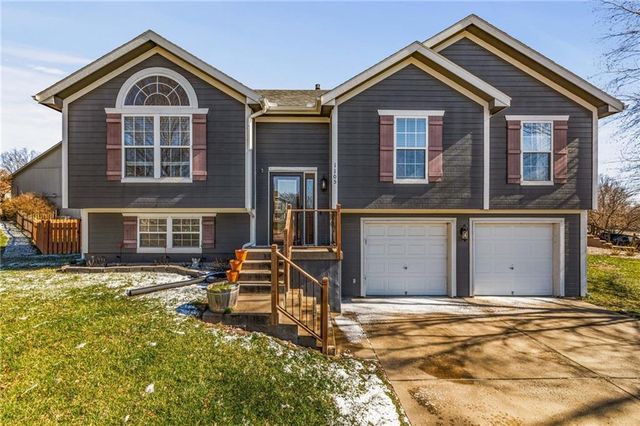 1105 Kent Drive, Belton, MO 64012