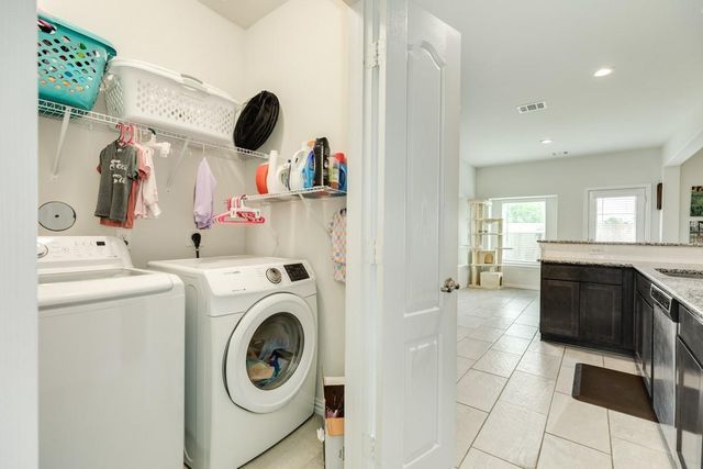 177 Bayou Bend Boulevard, Angleton, TX 77515