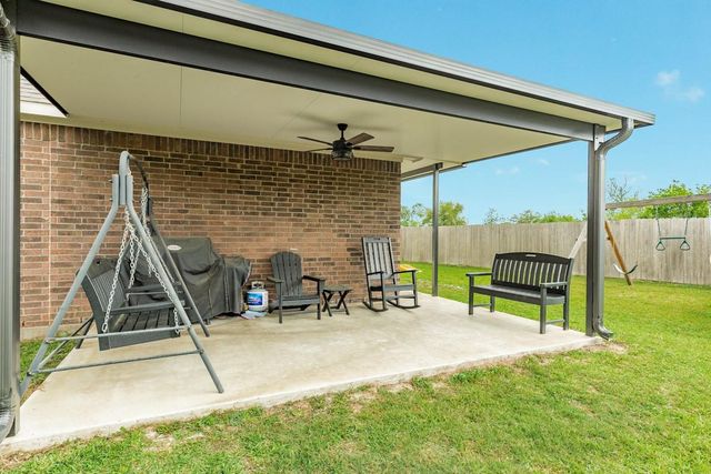 177 Bayou Bend Boulevard, Angleton, TX 77515
