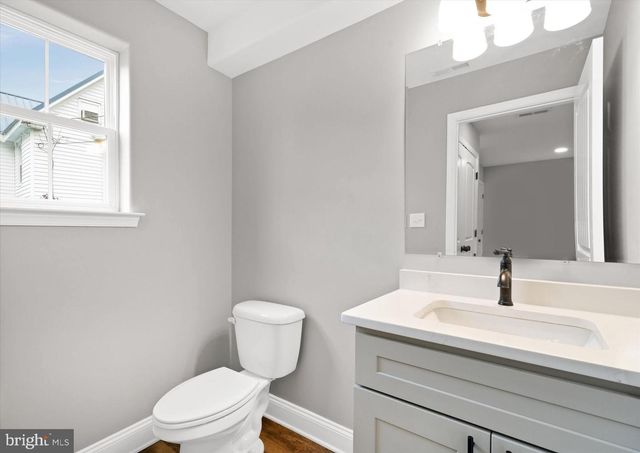 4437 DUPONT PKY, Townsend, DE 19734