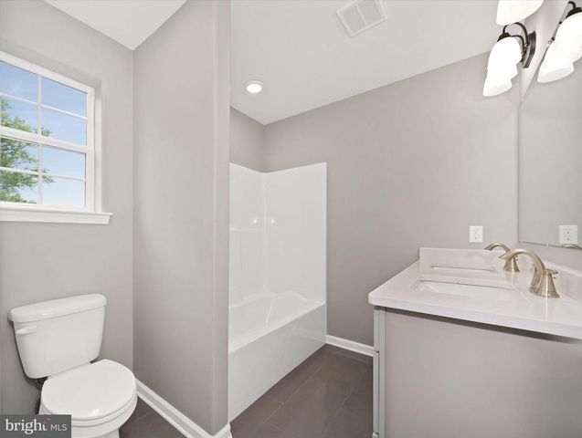 4437 DUPONT PKY, Townsend, DE 19734