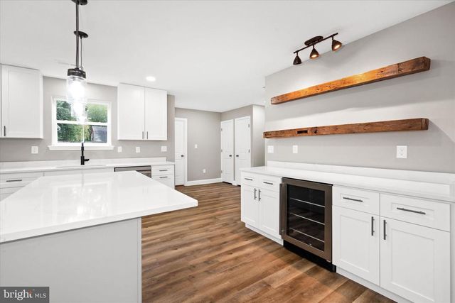 4437 DUPONT PKY, Townsend, DE 19734