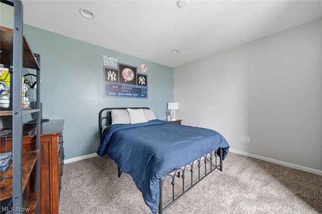 7211 Crusader Street SW, Massillon, OH 44646