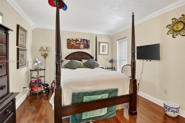 5240 NE 6th Avenue H26, Oakland Park, FL 33334