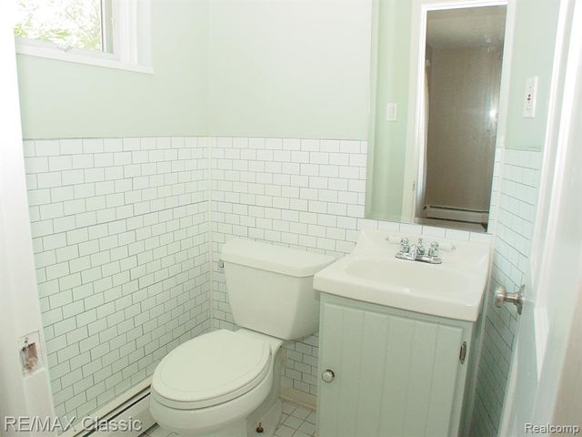 47605 Powell Road, Plymouth, MI 48170