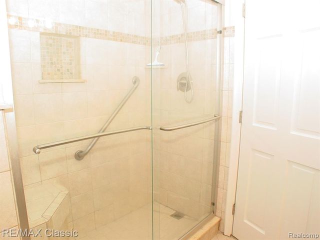 47605 Powell Road, Plymouth, MI 48170